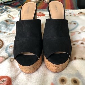 6inch wedges. From express. Worn once